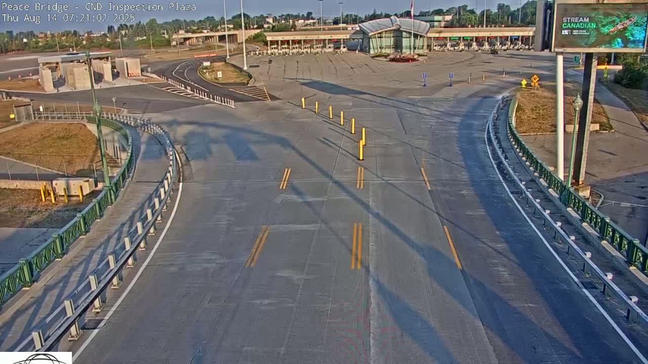 Fort Erie, Peace Bridge Canadian Inspection Plaza & Border Crossing Tool Booths Live Cam - Fort Erie, Niagara, Ontario, Canada