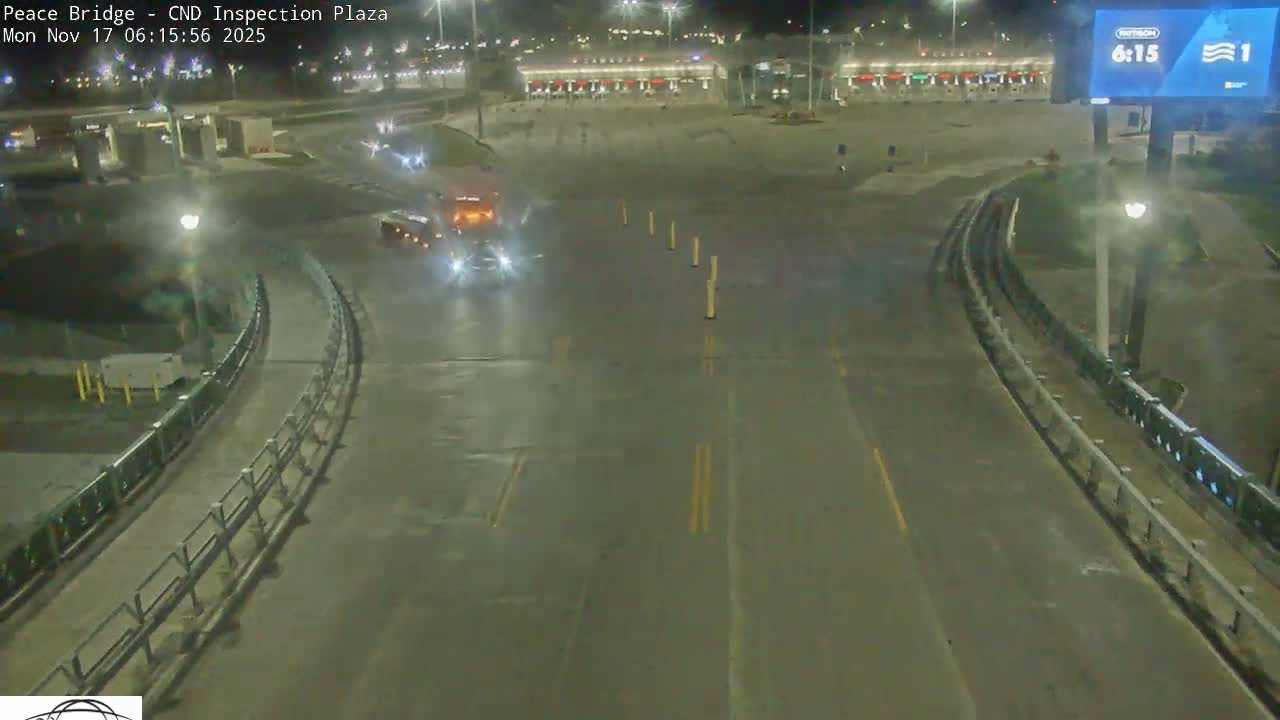 Fort Erie, Peace Bridge Canadian Inspection Plaza & Border Crossing Tool Booths Live Cam - Fort Erie, Niagara, Ontario, Canada