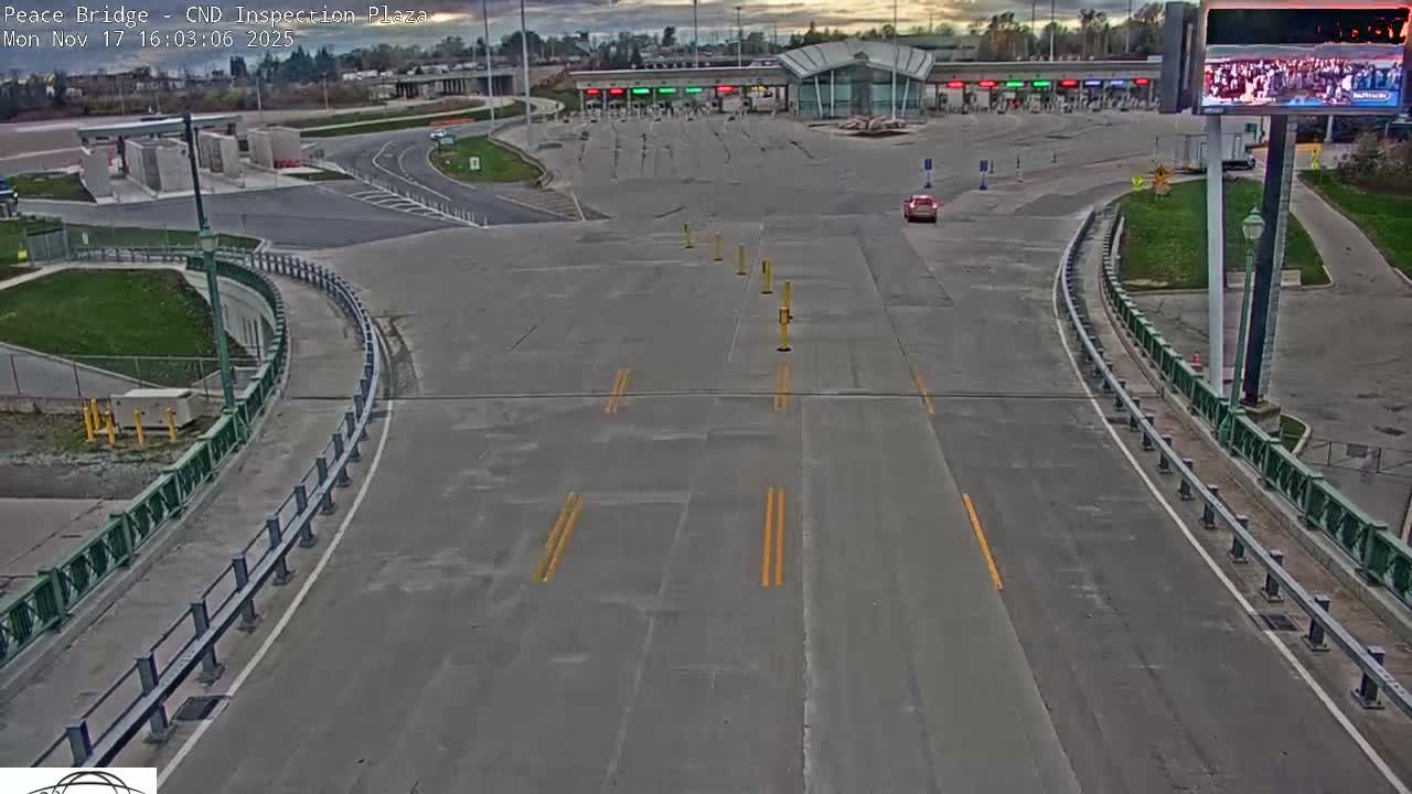 Fort Erie, Peace Bridge Canadian Inspection Plaza & Border Crossing Tool Booths Live Cam - Fort Erie, Niagara, Ontario, Canada