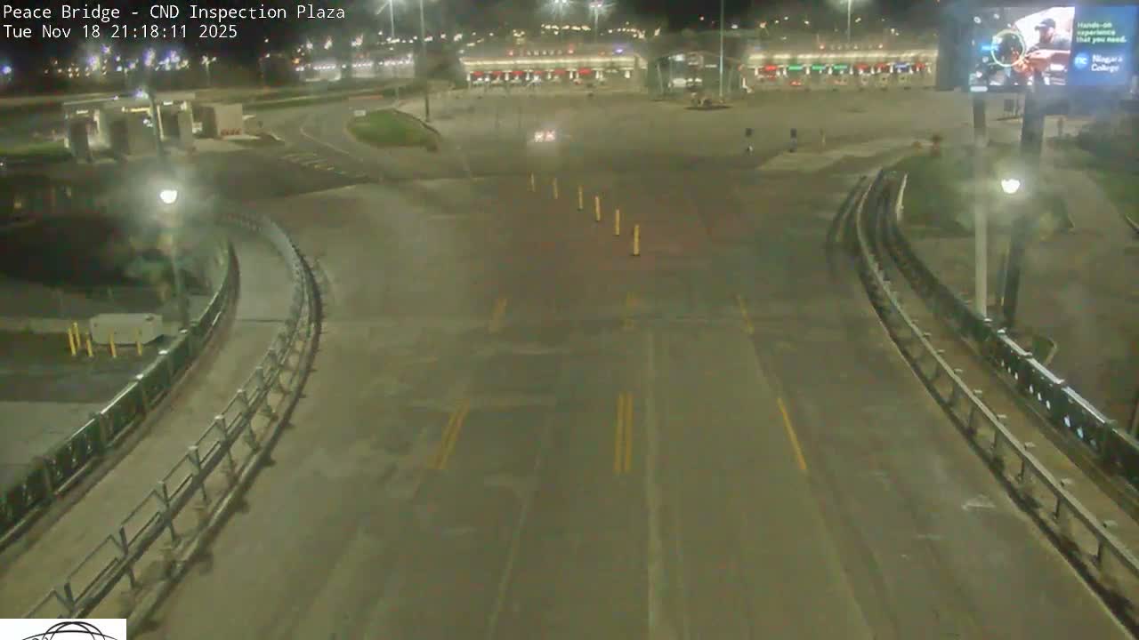 Fort Erie, Peace Bridge Canadian Inspection Plaza & Border Crossing Tool Booths Live Cam - Fort Erie, Niagara, Ontario, Canada