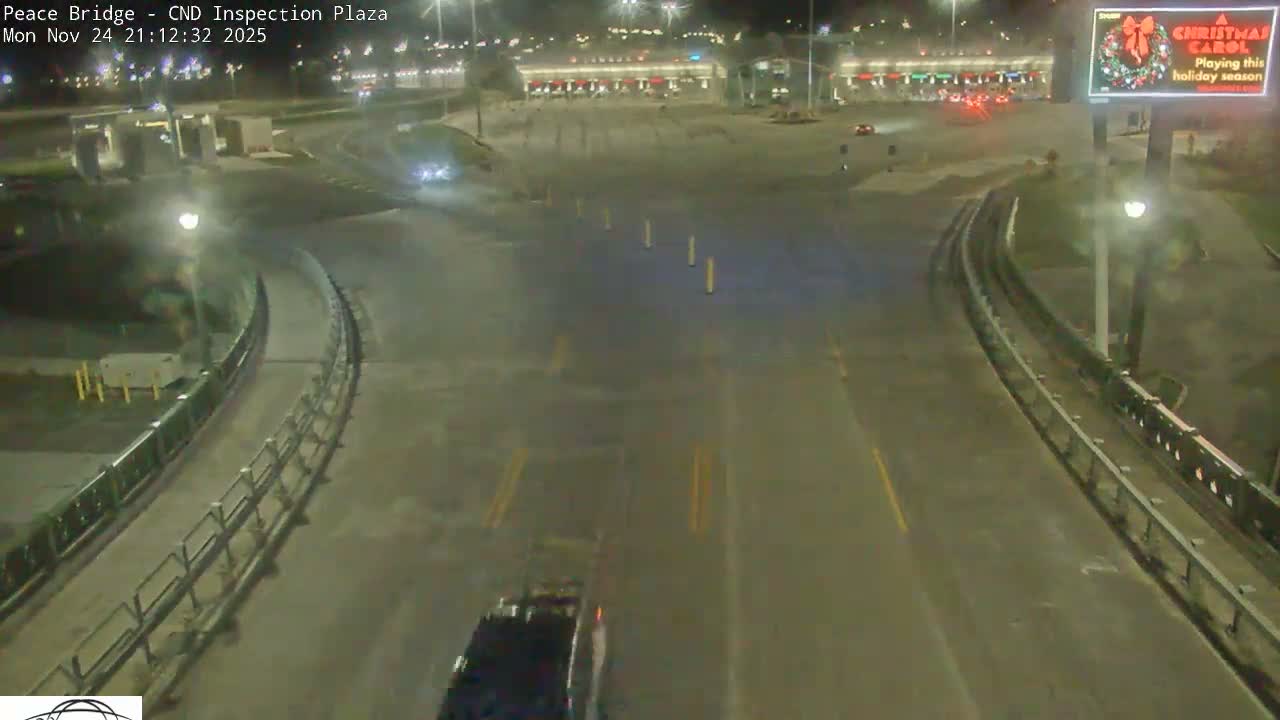Fort Erie, Peace Bridge Canadian Inspection Plaza & Border Crossing Tool Booths Live Cam - Fort Erie, Niagara, Ontario, Canada