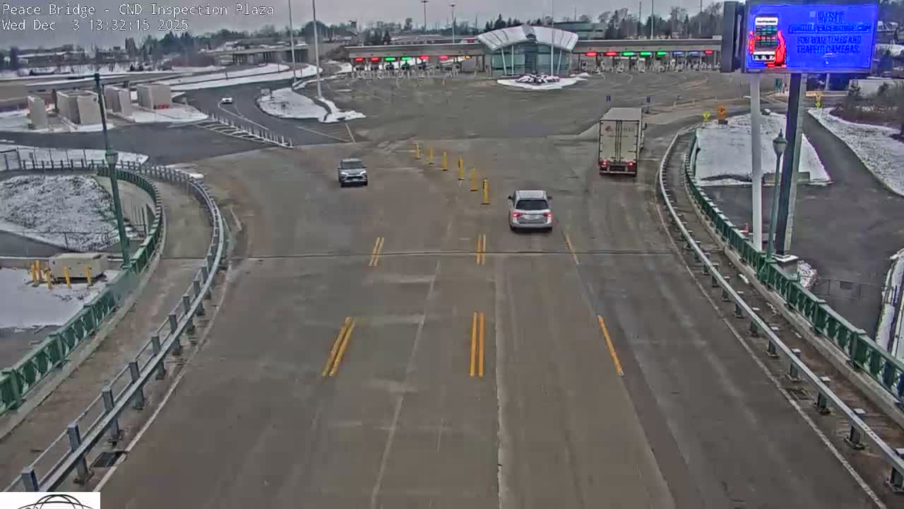 Fort Erie, Peace Bridge Canadian Inspection Plaza & Border Crossing Tool Booths Live Cam - Fort Erie, Niagara, Ontario, Canada