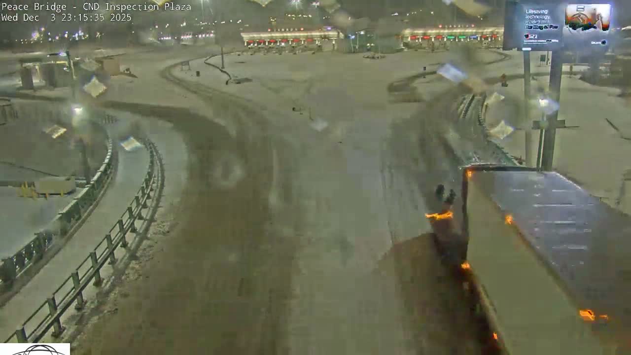 Fort Erie, Peace Bridge Canadian Inspection Plaza & Border Crossing Tool Booths Live Cam - Fort Erie, Niagara, Ontario, Canada