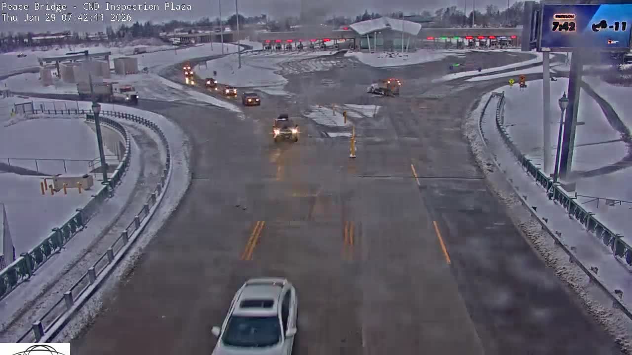Fort Erie, Peace Bridge Canadian Inspection Plaza & Border Crossing Tool Booths Live Cam - Fort Erie, Niagara, Ontario, Canada