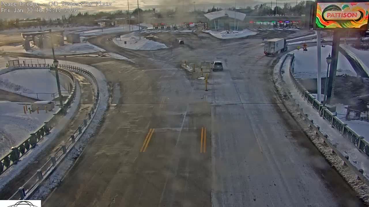 Fort Erie, Peace Bridge Canadian Inspection Plaza & Border Crossing Tool Booths Live Cam - Fort Erie, Niagara, Ontario, Canada