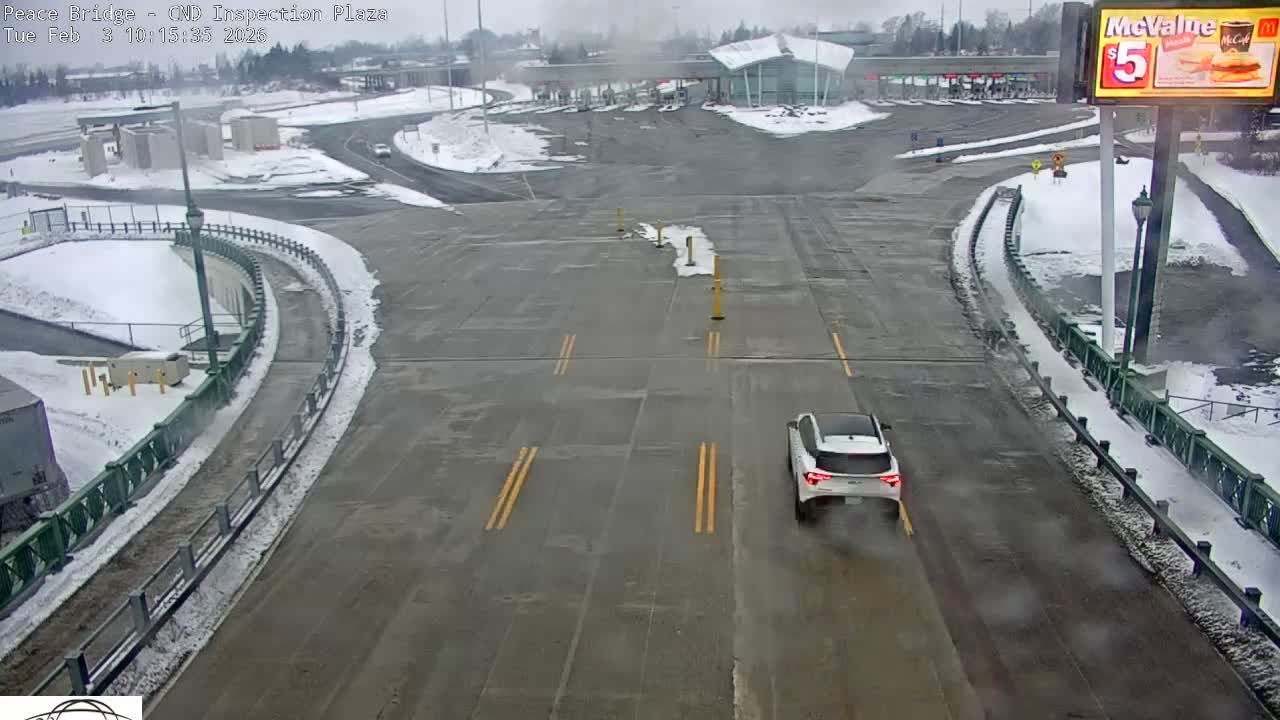 Fort Erie, Peace Bridge Canadian Inspection Plaza & Border Crossing Tool Booths Live Cam - Fort Erie, Niagara, Ontario, Canada