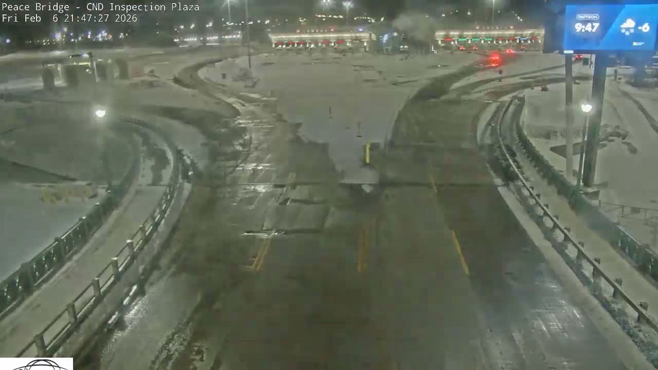 Fort Erie, Peace Bridge Canadian Inspection Plaza & Border Crossing Tool Booths Live Cam - Fort Erie, Niagara, Ontario, Canada