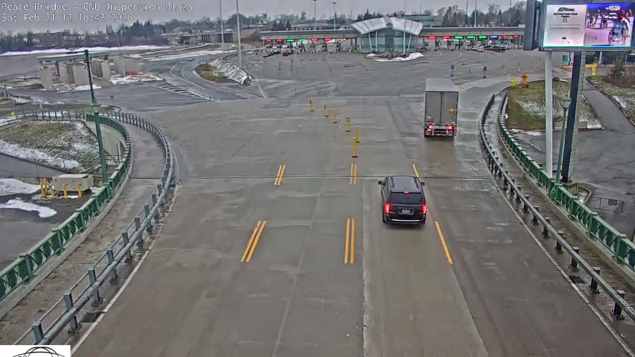 Fort Erie, Peace Bridge Canadian Inspection Plaza & Border Crossing Tool Booths Live Cam - Fort Erie, Niagara, Ontario, Canada