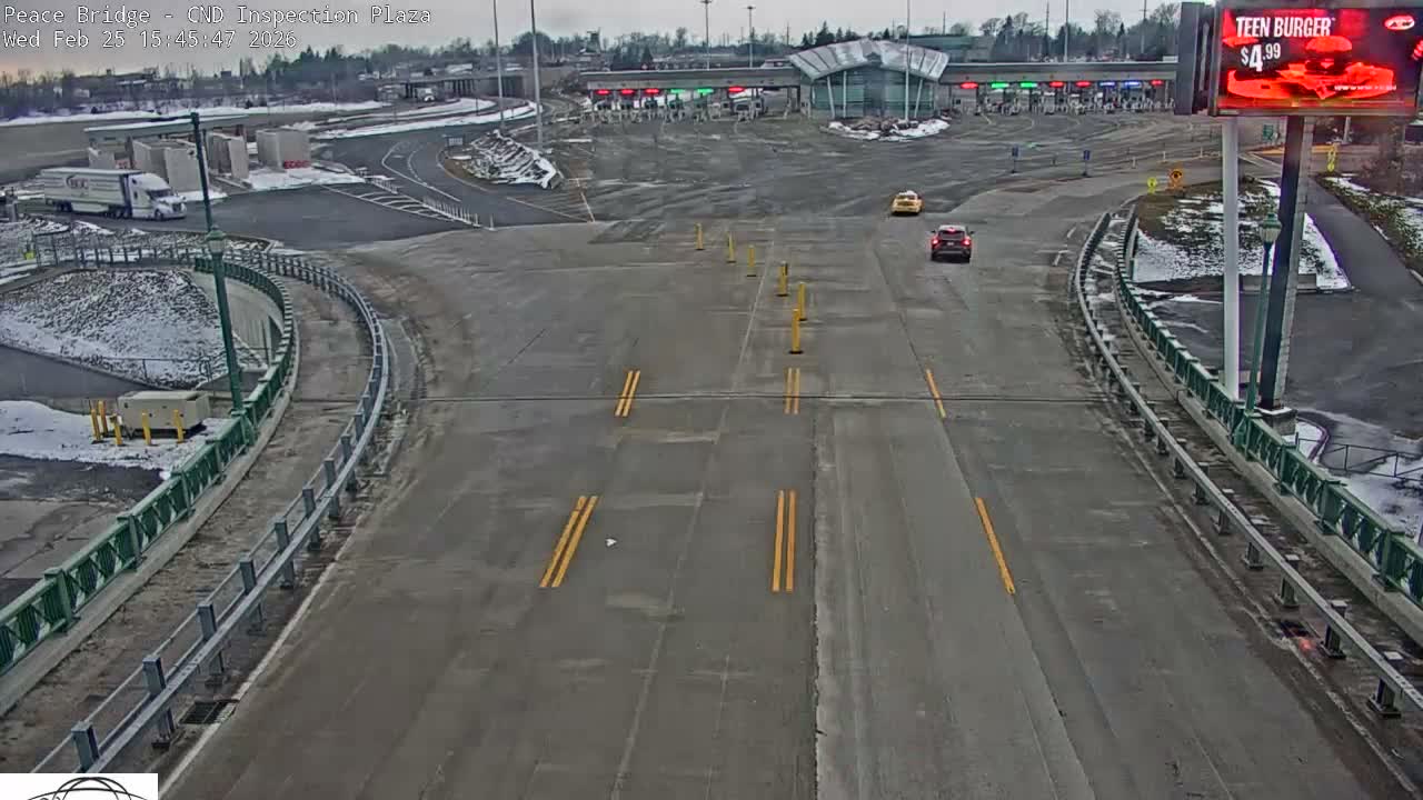 Fort Erie, Peace Bridge Canadian Inspection Plaza & Border Crossing Tool Booths Live Cam - Fort Erie, Niagara, Ontario, Canada