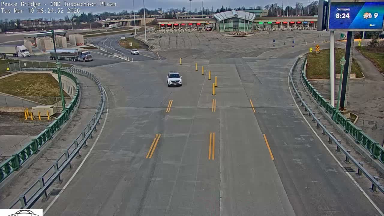 Fort Erie, Peace Bridge Canadian Inspection Plaza & Border Crossing Tool Booths Live Cam - Fort Erie, Niagara, Ontario, Canada