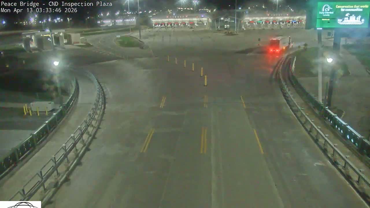 Fort Erie, Peace Bridge Canadian Inspection Plaza & Border Crossing Tool Booths Live Cam - Fort Erie, Niagara, Ontario, Canada