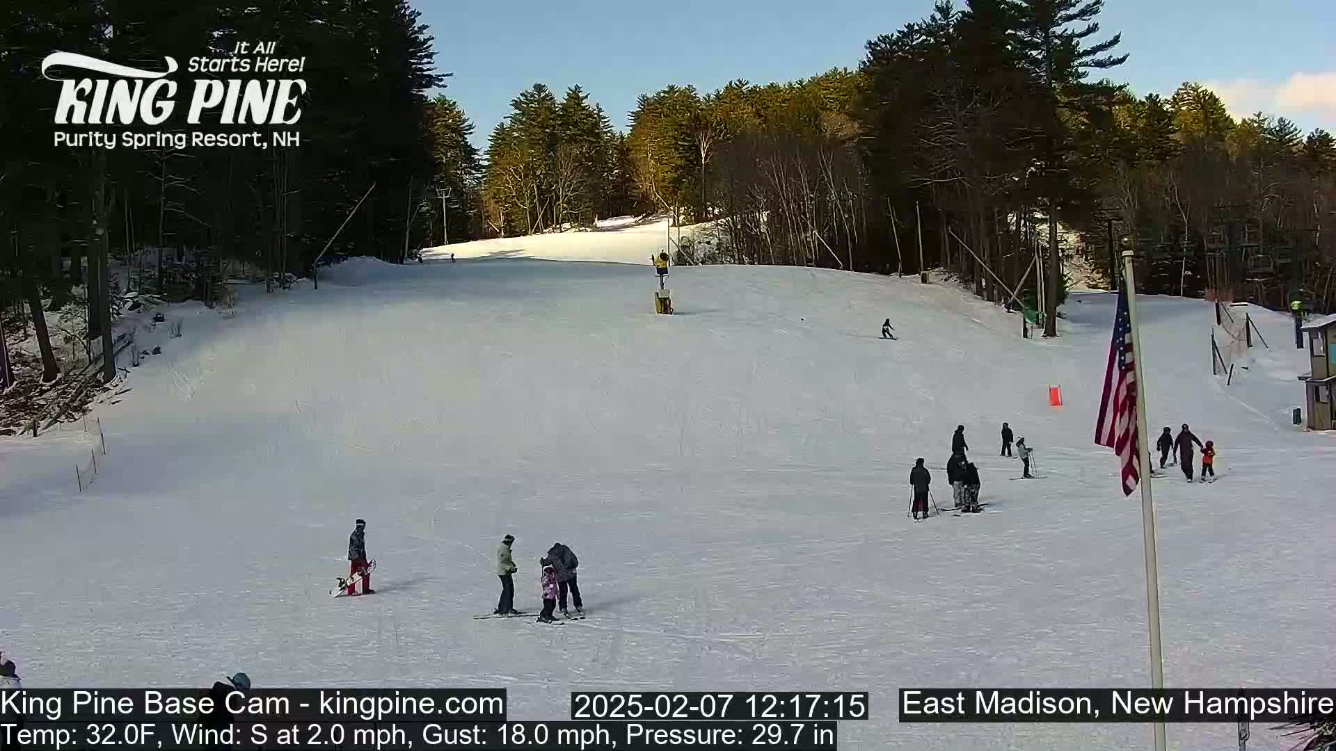 King Pine Base Ski Live Cam - Madison, New Hampshire, USA