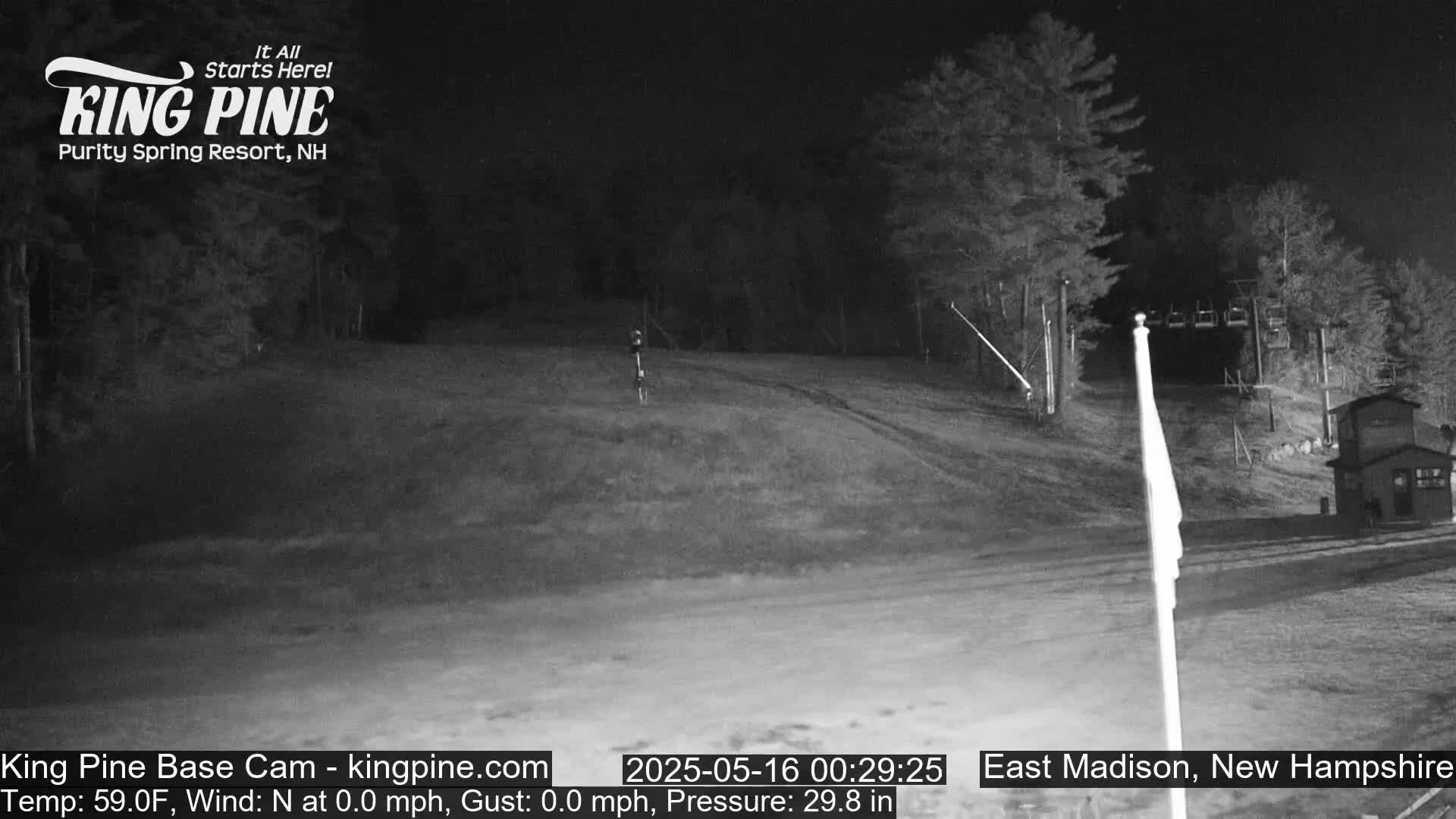 King Pine Base Ski Live Cam - Madison, New Hampshire, USA