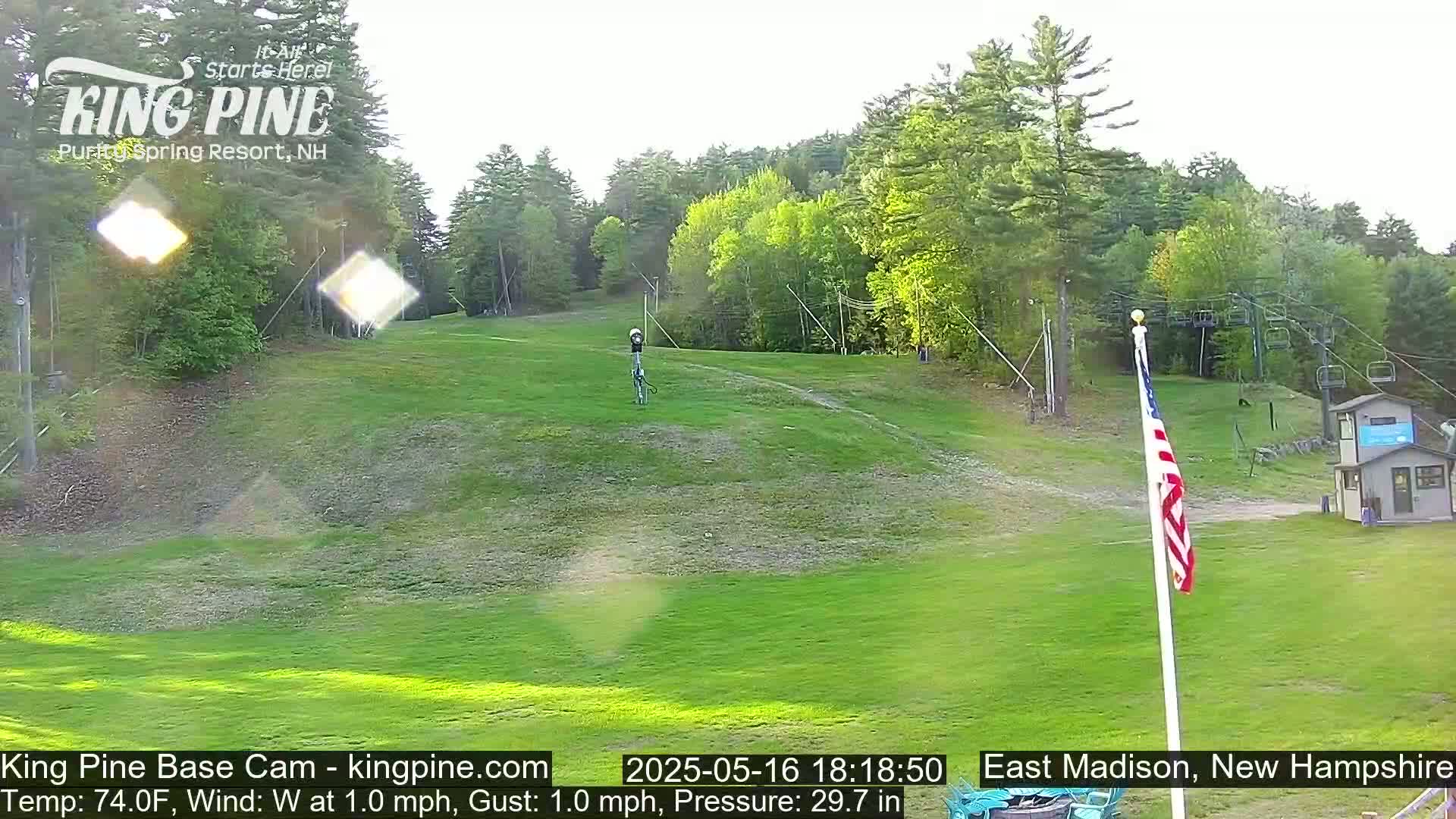 King Pine Base Ski Live Cam - Madison, New Hampshire, USA