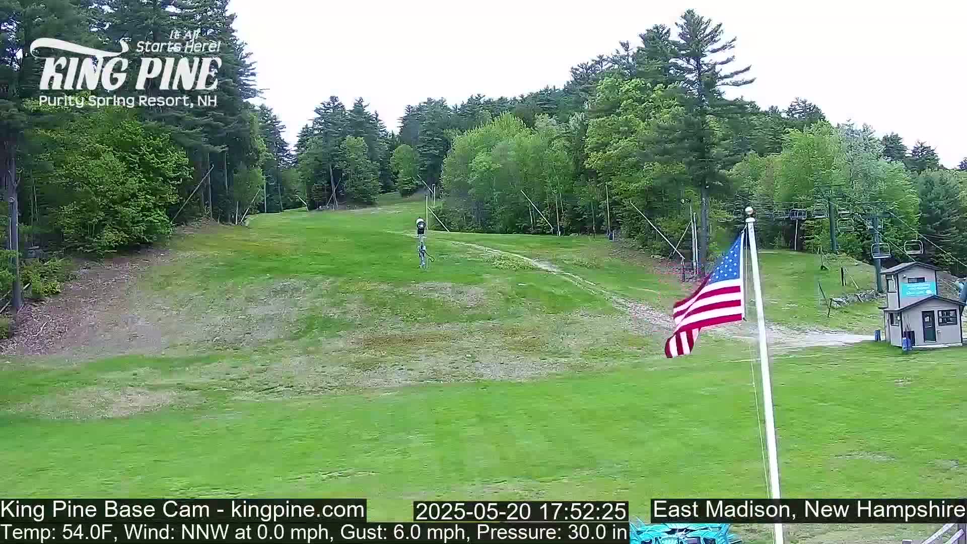 King Pine Base Ski Live Cam - Madison, New Hampshire, USA