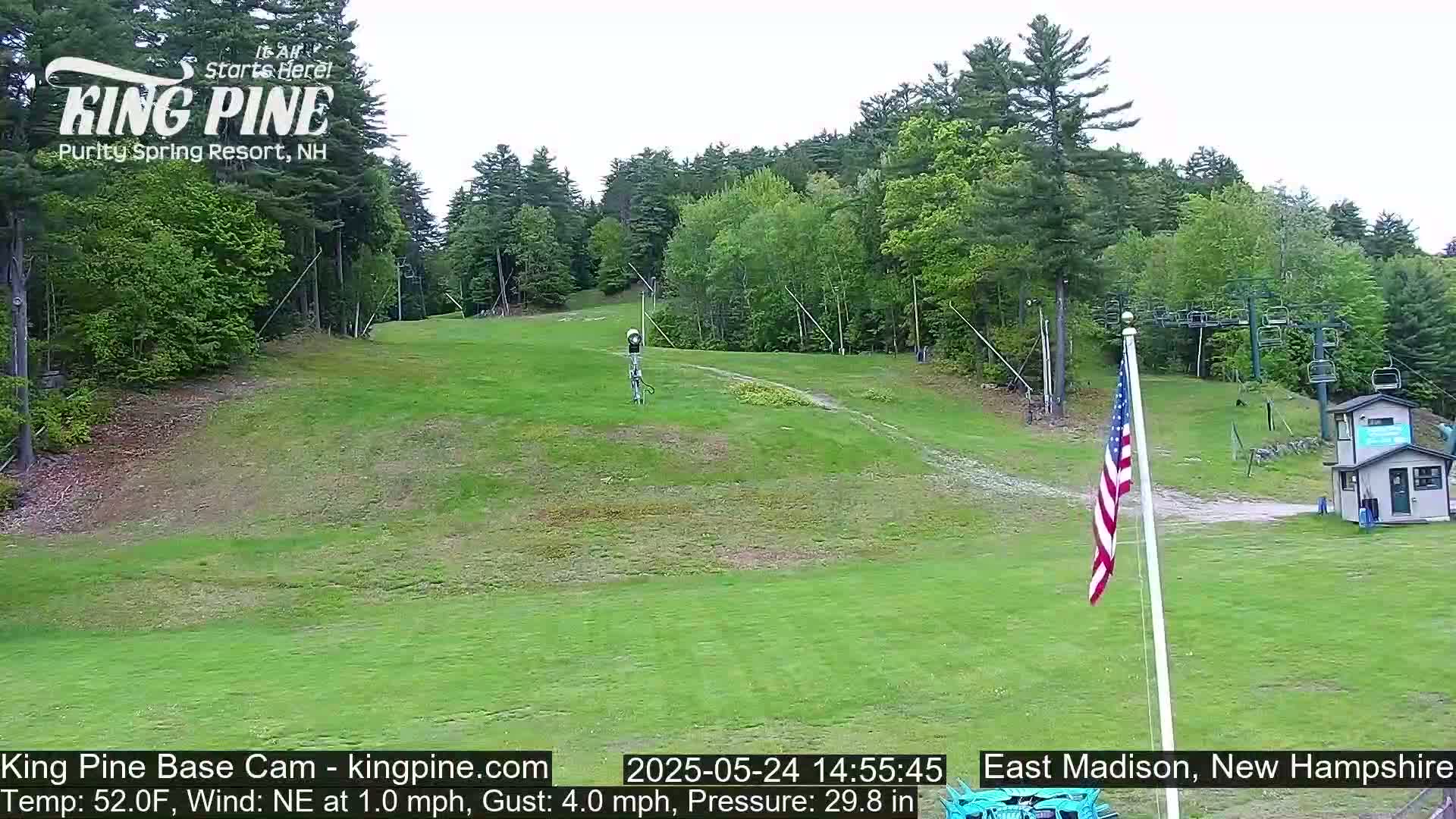 King Pine Base Ski Live Cam - Madison, New Hampshire, USA