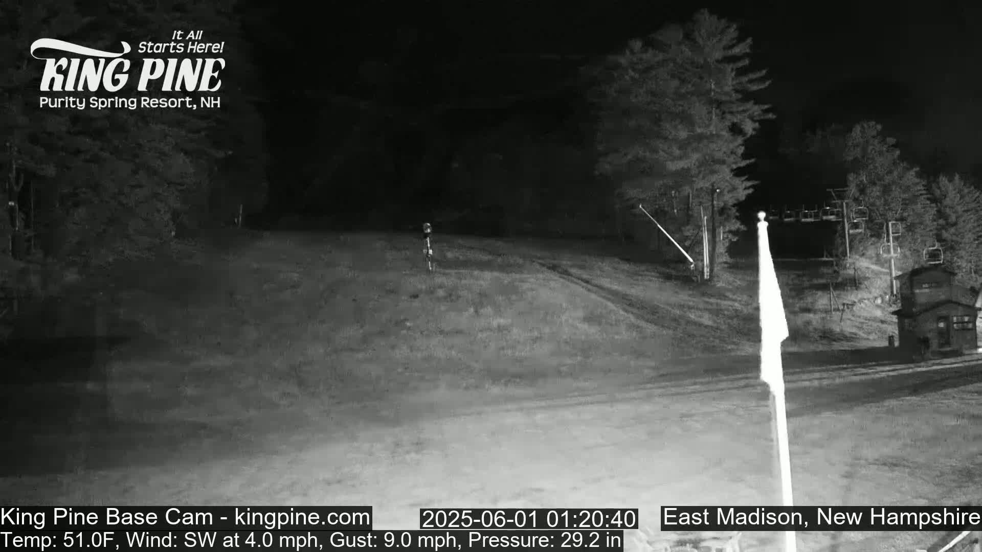 King Pine Base Ski Live Cam - Madison, New Hampshire, USA