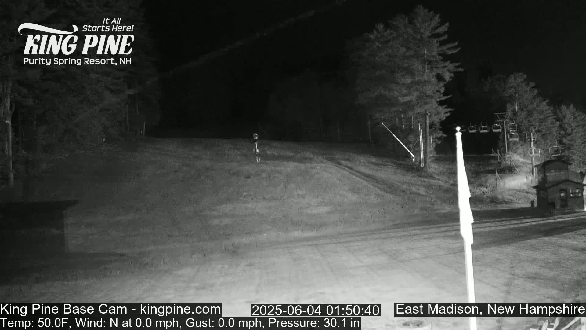 King Pine Base Ski Live Cam - Madison, New Hampshire, USA