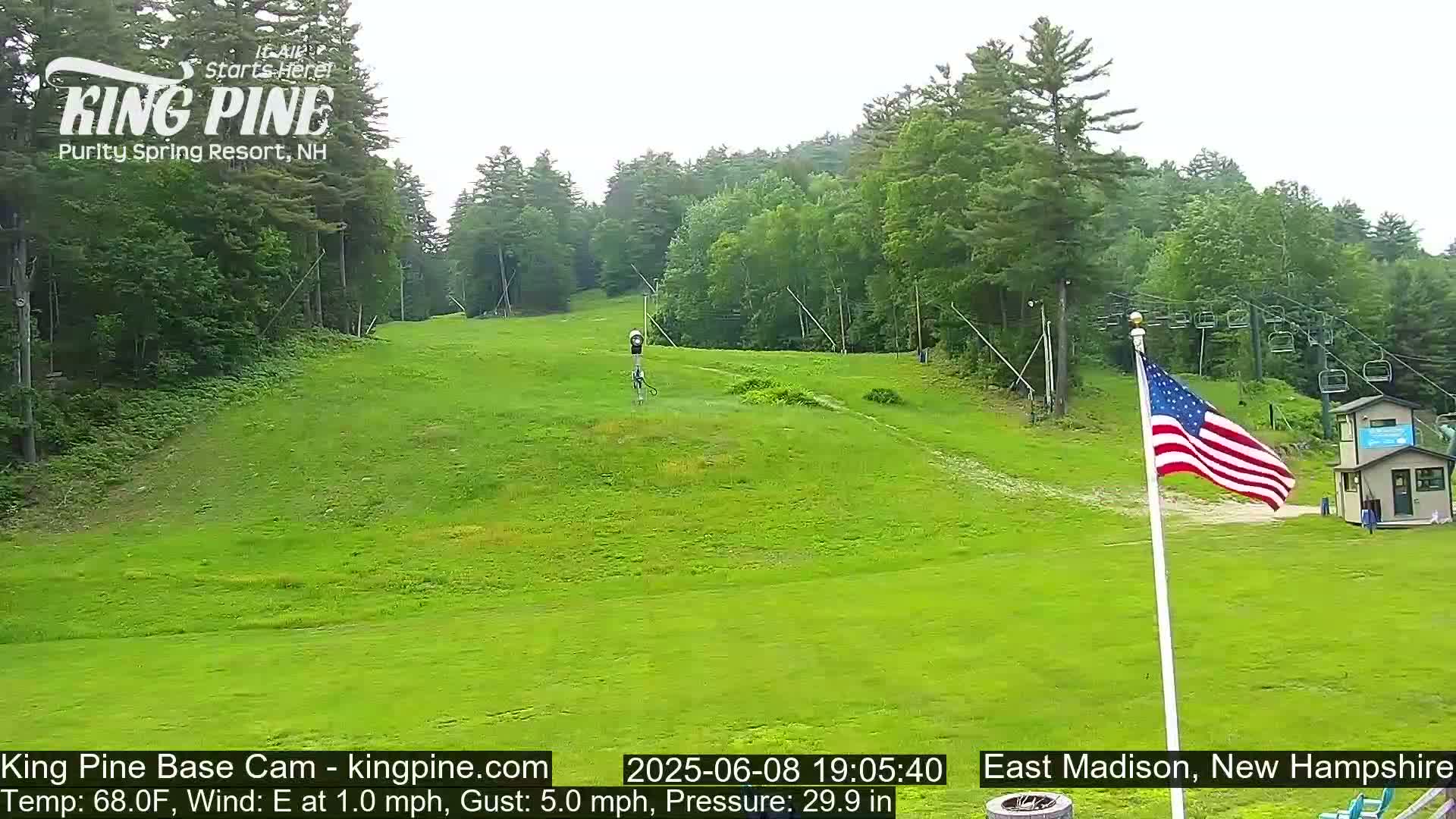 King Pine Base Ski Live Cam - Madison, New Hampshire, USA