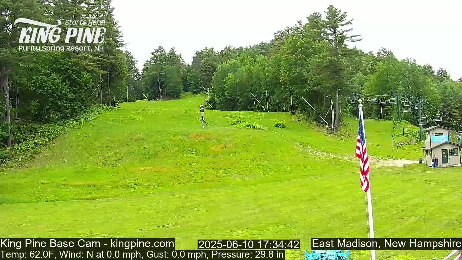 King Pine Base Ski Live Cam - Madison, New Hampshire, USA