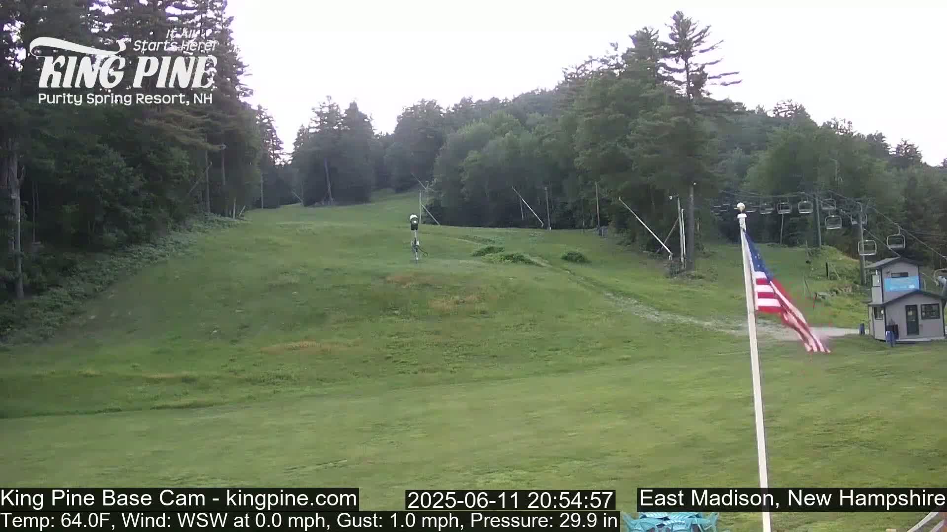 King Pine Base Ski Live Cam - Madison, New Hampshire, USA