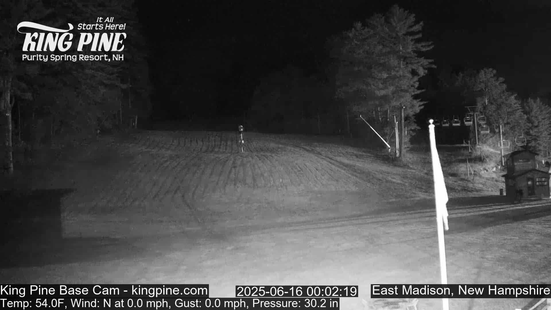 King Pine Base Ski Live Cam - Madison, New Hampshire, USA
