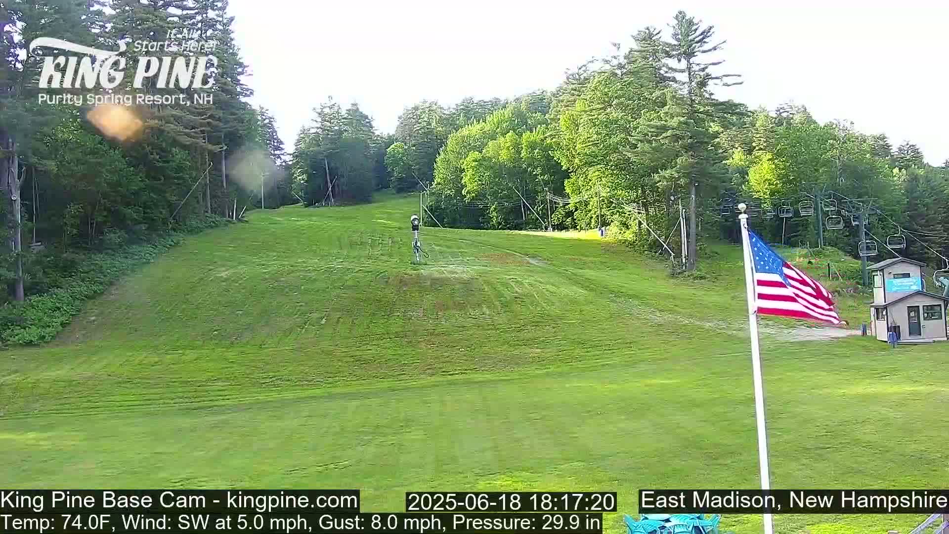 King Pine Base Ski Live Cam - Madison, New Hampshire, USA