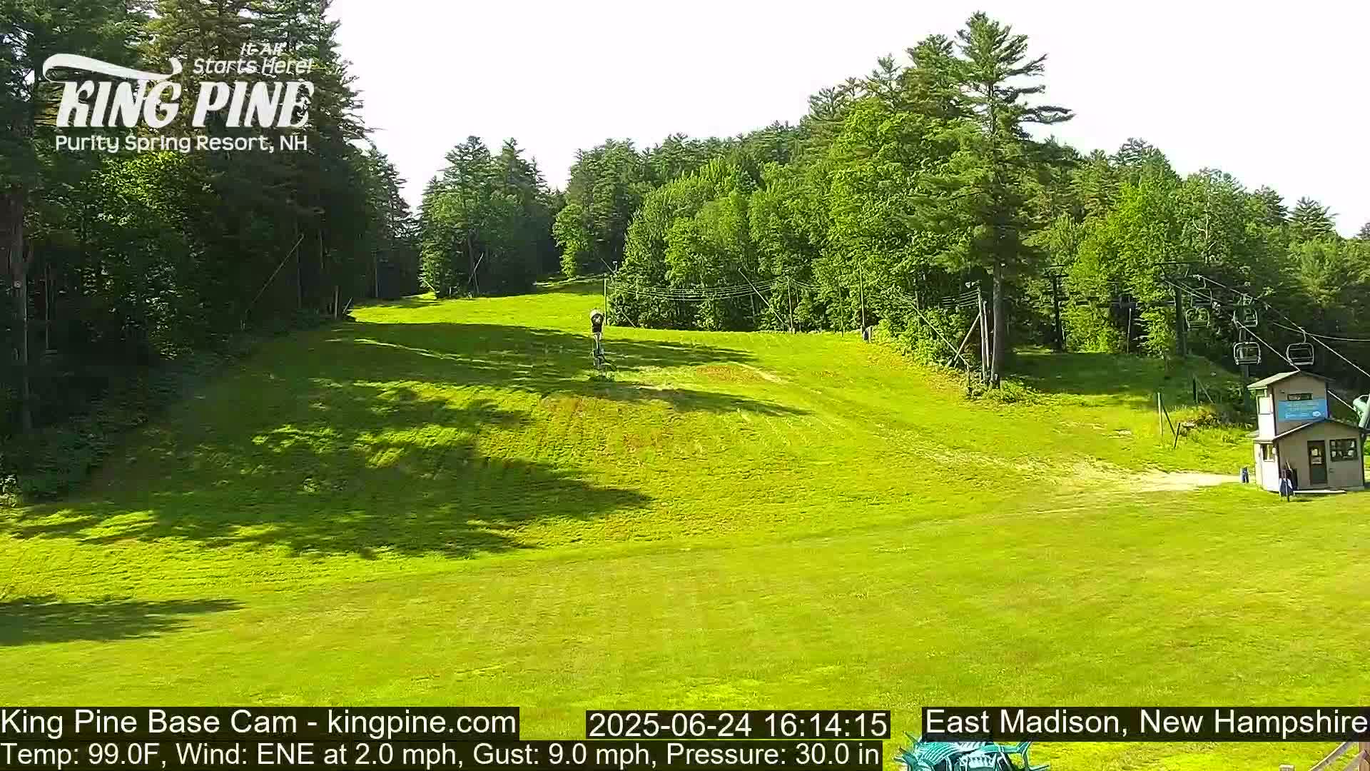 King Pine Base Ski Live Cam - Madison, New Hampshire, USA
