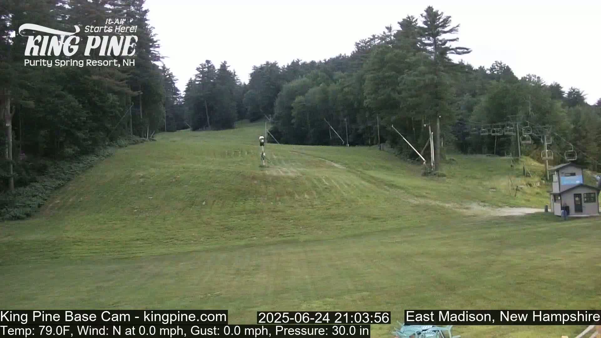 King Pine Base Ski Live Cam - Madison, New Hampshire, USA