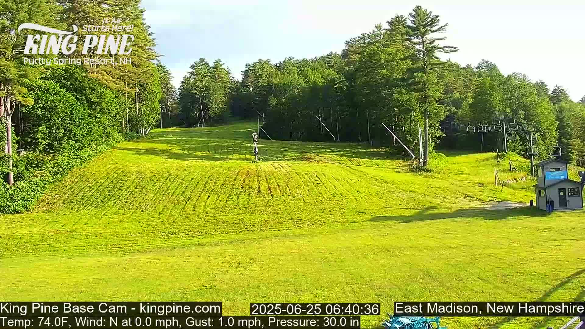 King Pine Base Ski Live Cam - Madison, New Hampshire, USA