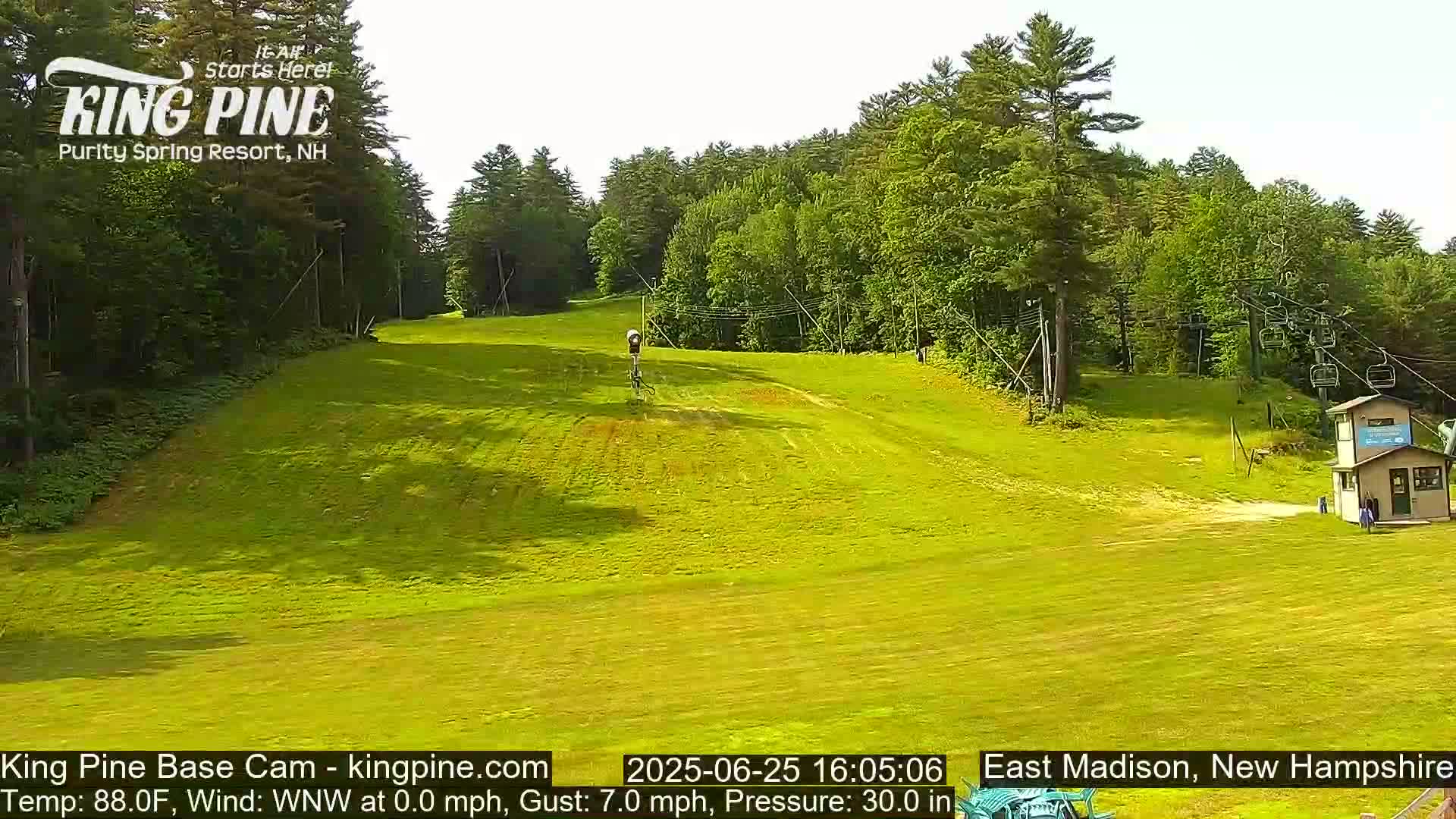 King Pine Base Ski Live Cam - Madison, New Hampshire, USA