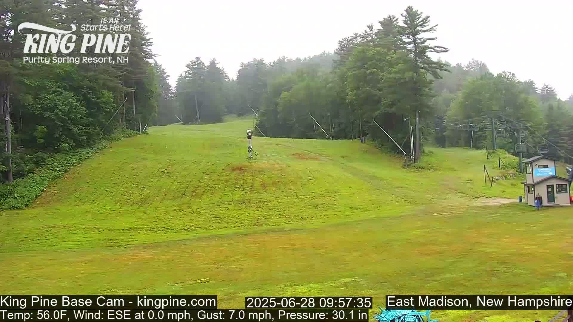 King Pine Base Ski Live Cam - Madison, New Hampshire, USA