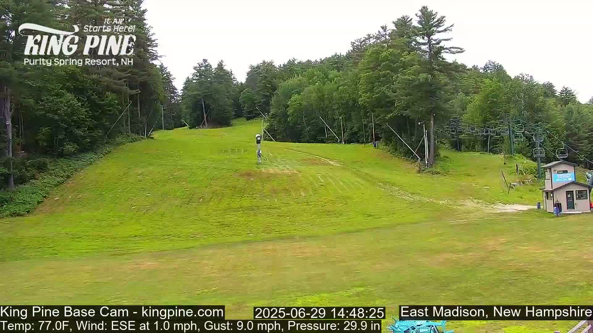King Pine Base Ski Live Cam - Madison, New Hampshire, USA