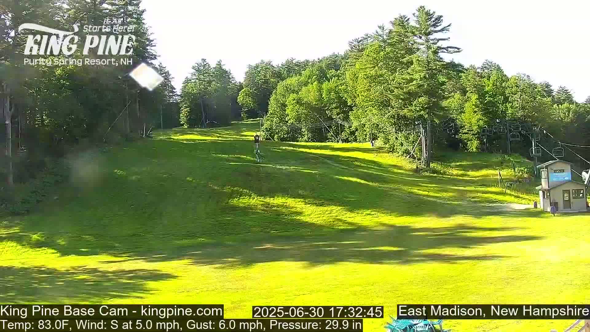 King Pine Base Ski Live Cam - Madison, New Hampshire, USA