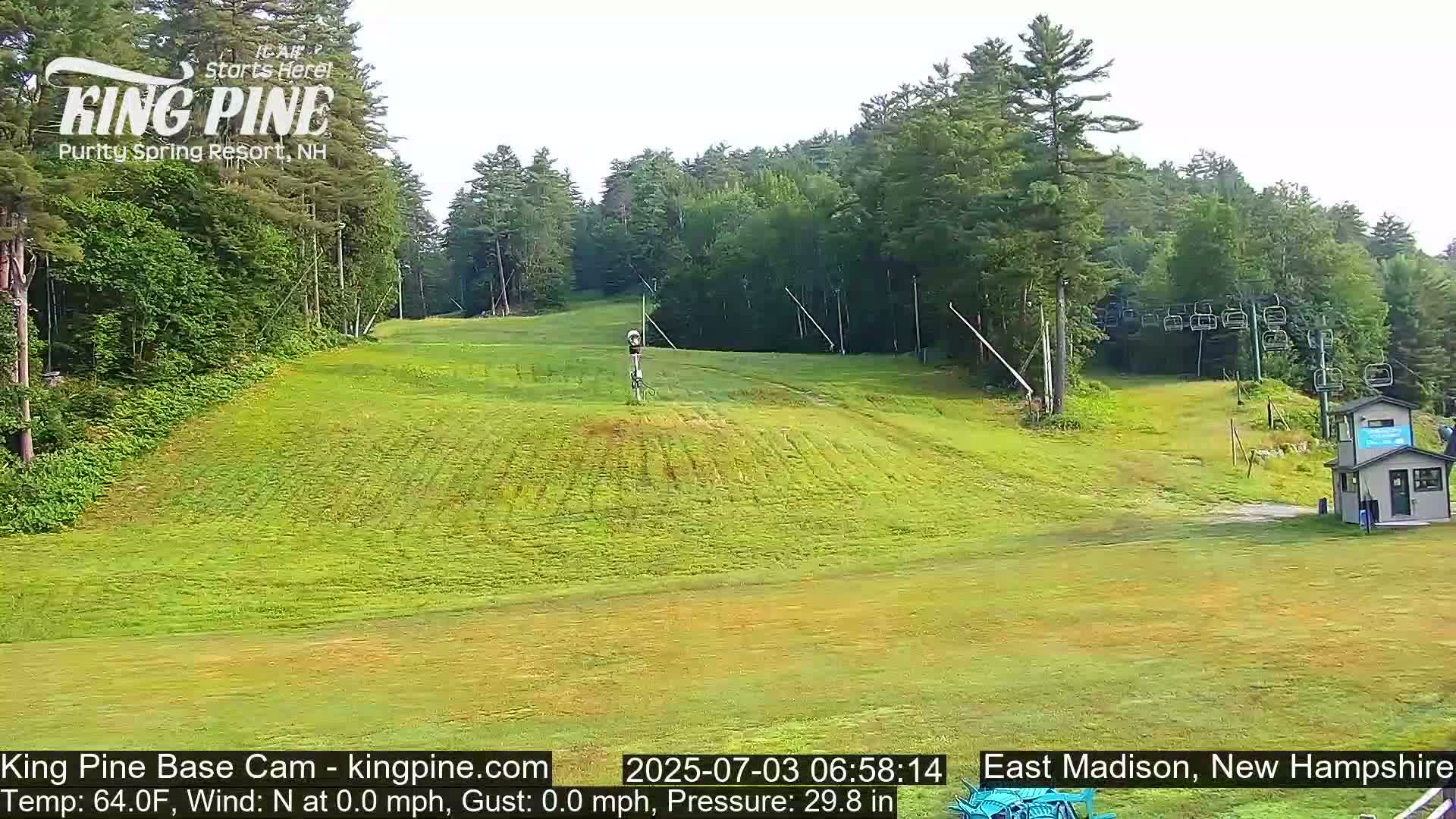 King Pine Base Ski Live Cam - Madison, New Hampshire, USA