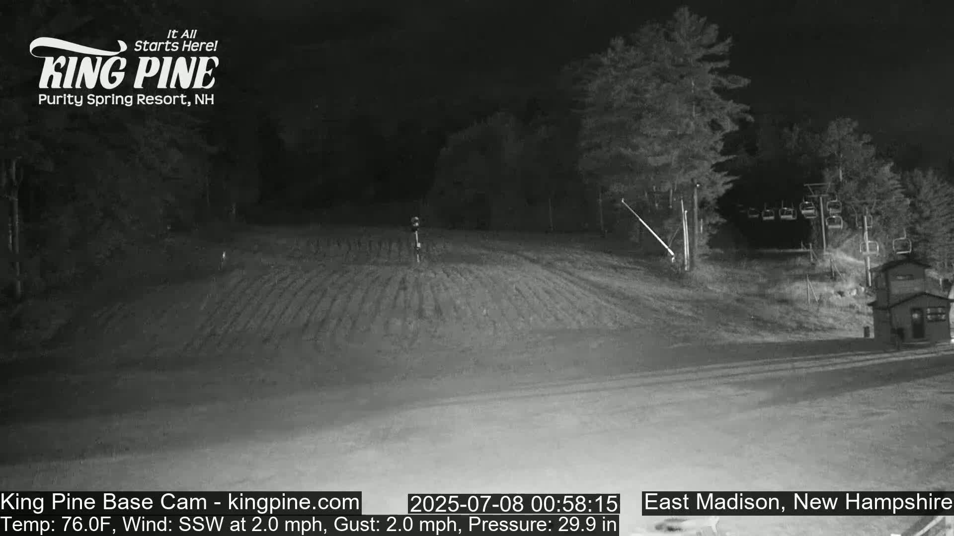 King Pine Base Ski Live Cam - Madison, New Hampshire, USA