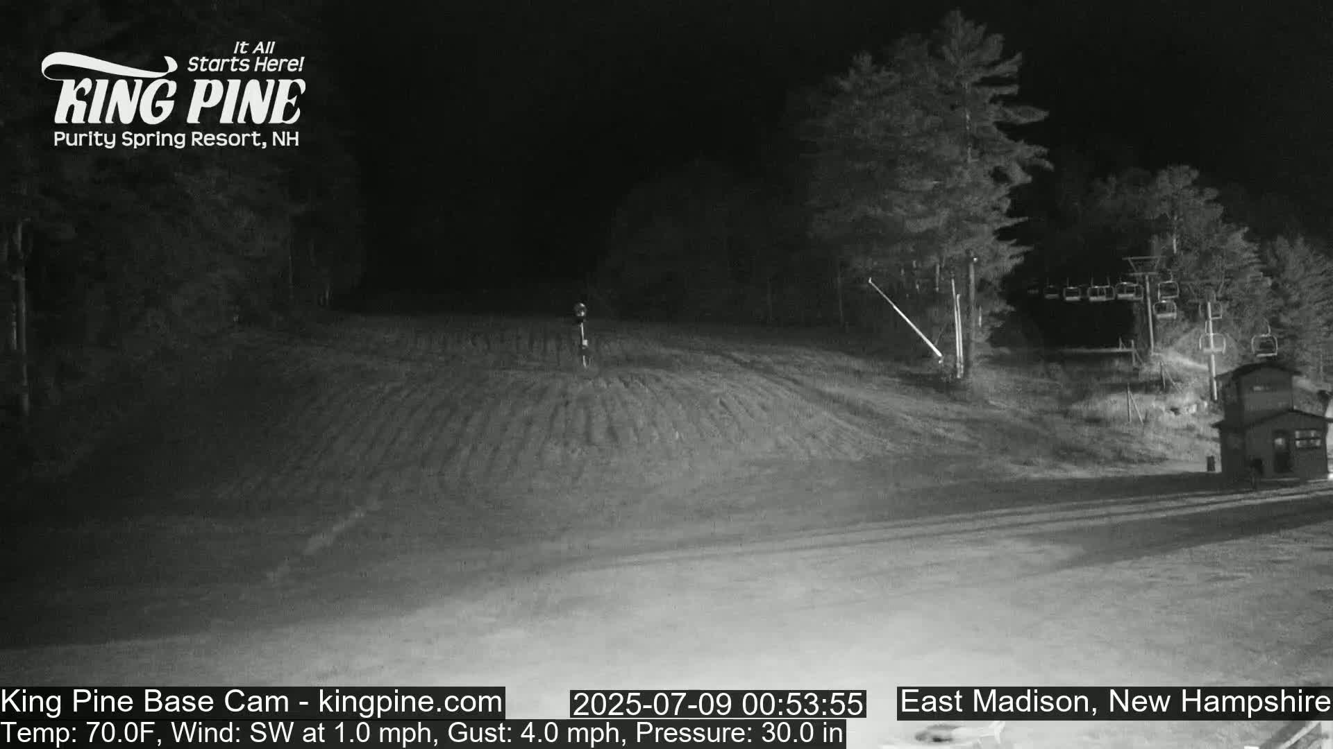 King Pine Base Ski Live Cam - Madison, New Hampshire, USA