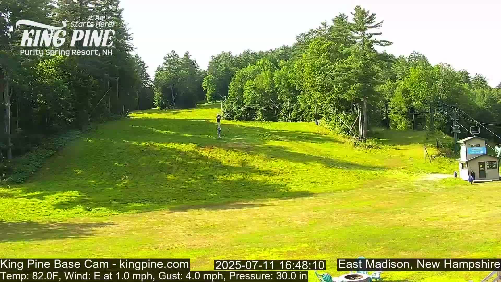 King Pine Base Ski Live Cam - Madison, New Hampshire, USA