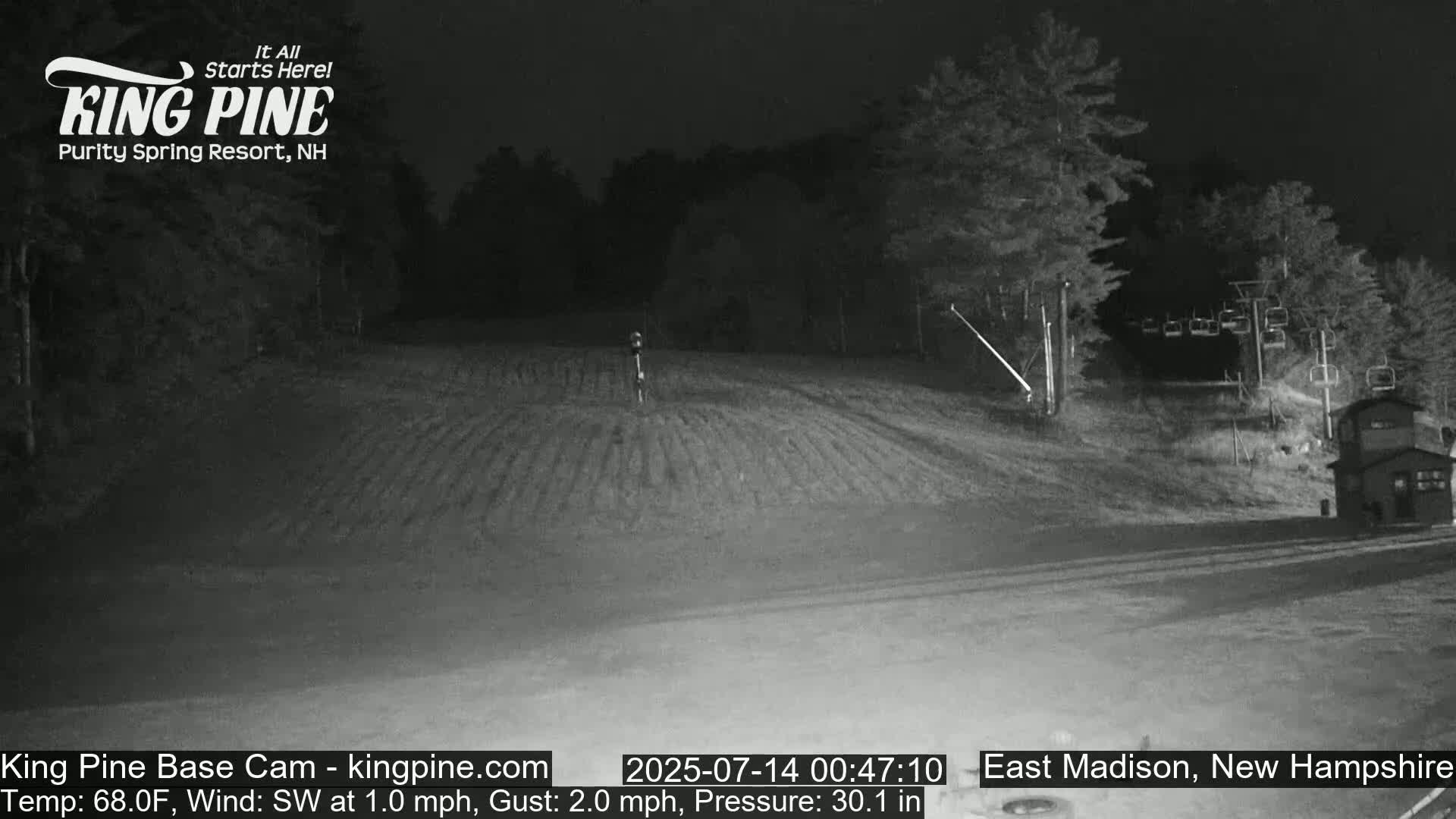 King Pine Base Ski Live Cam - Madison, New Hampshire, USA