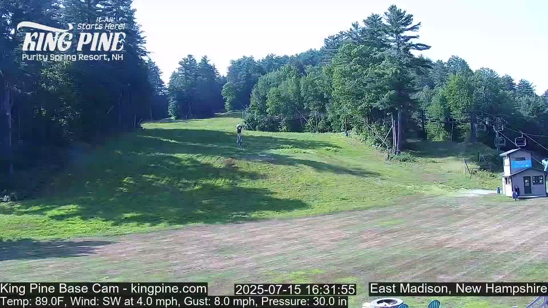 King Pine Base Ski Live Cam - Madison, New Hampshire, USA
