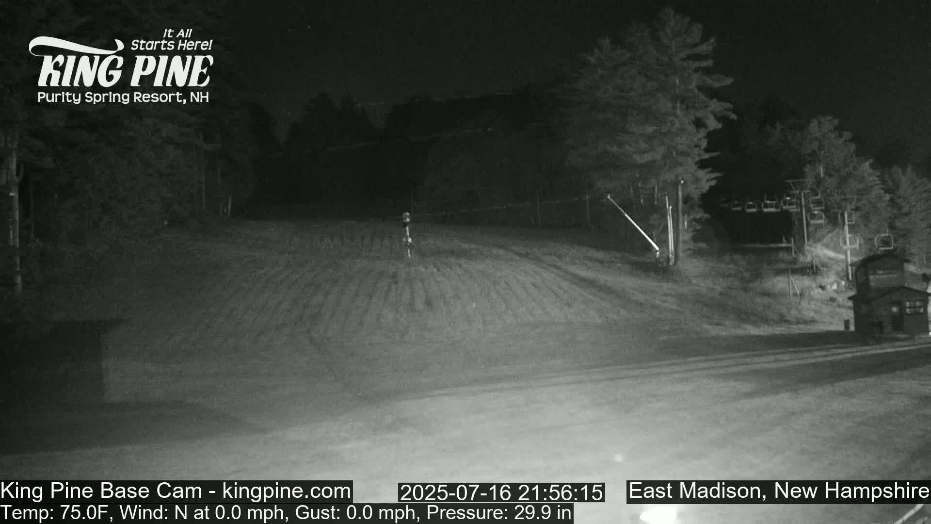 King Pine Base Ski Live Cam - Madison, New Hampshire, USA
