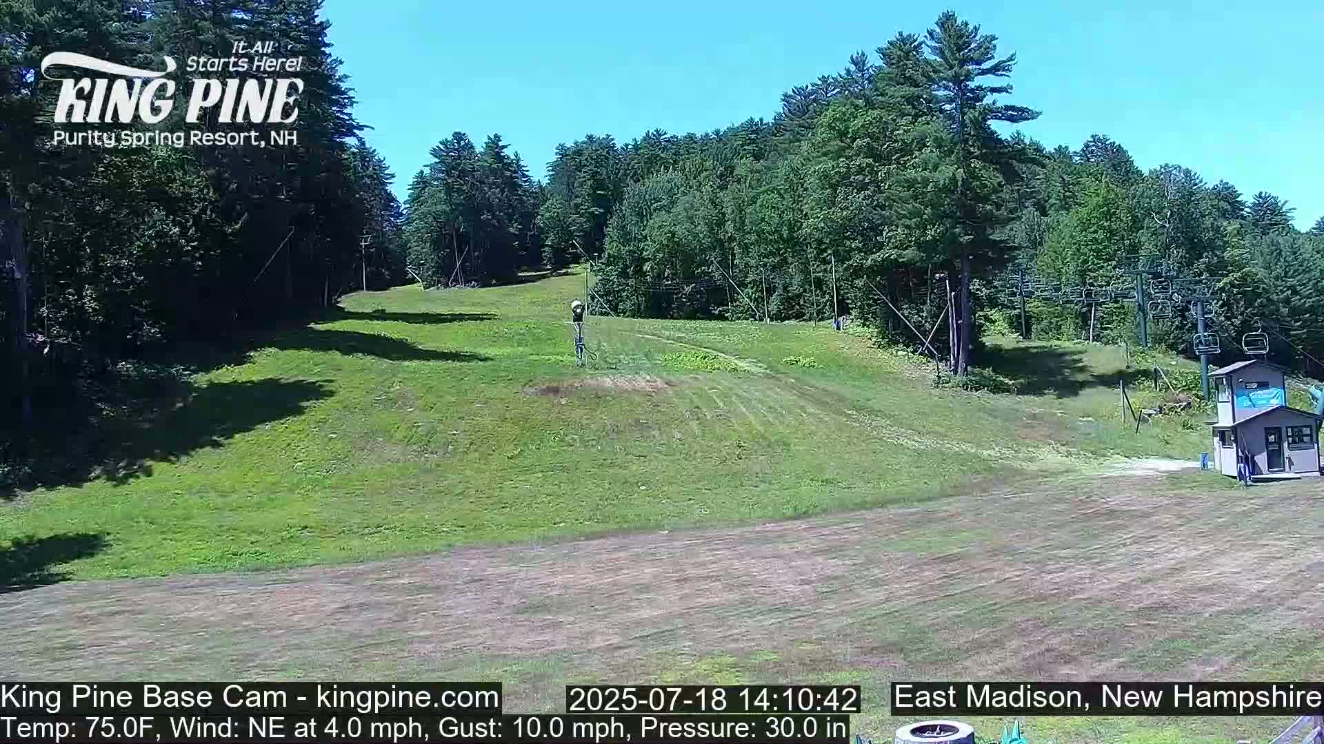 King Pine Base Ski Live Cam - Madison, New Hampshire, USA