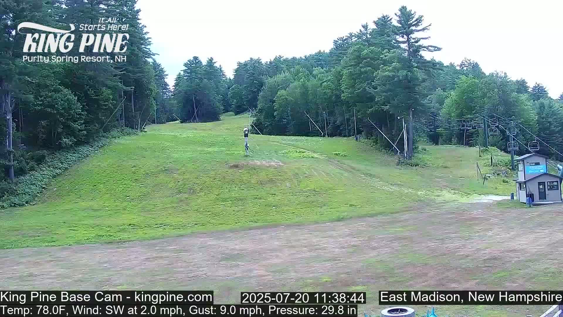 King Pine Base Ski Live Cam - Madison, New Hampshire, USA