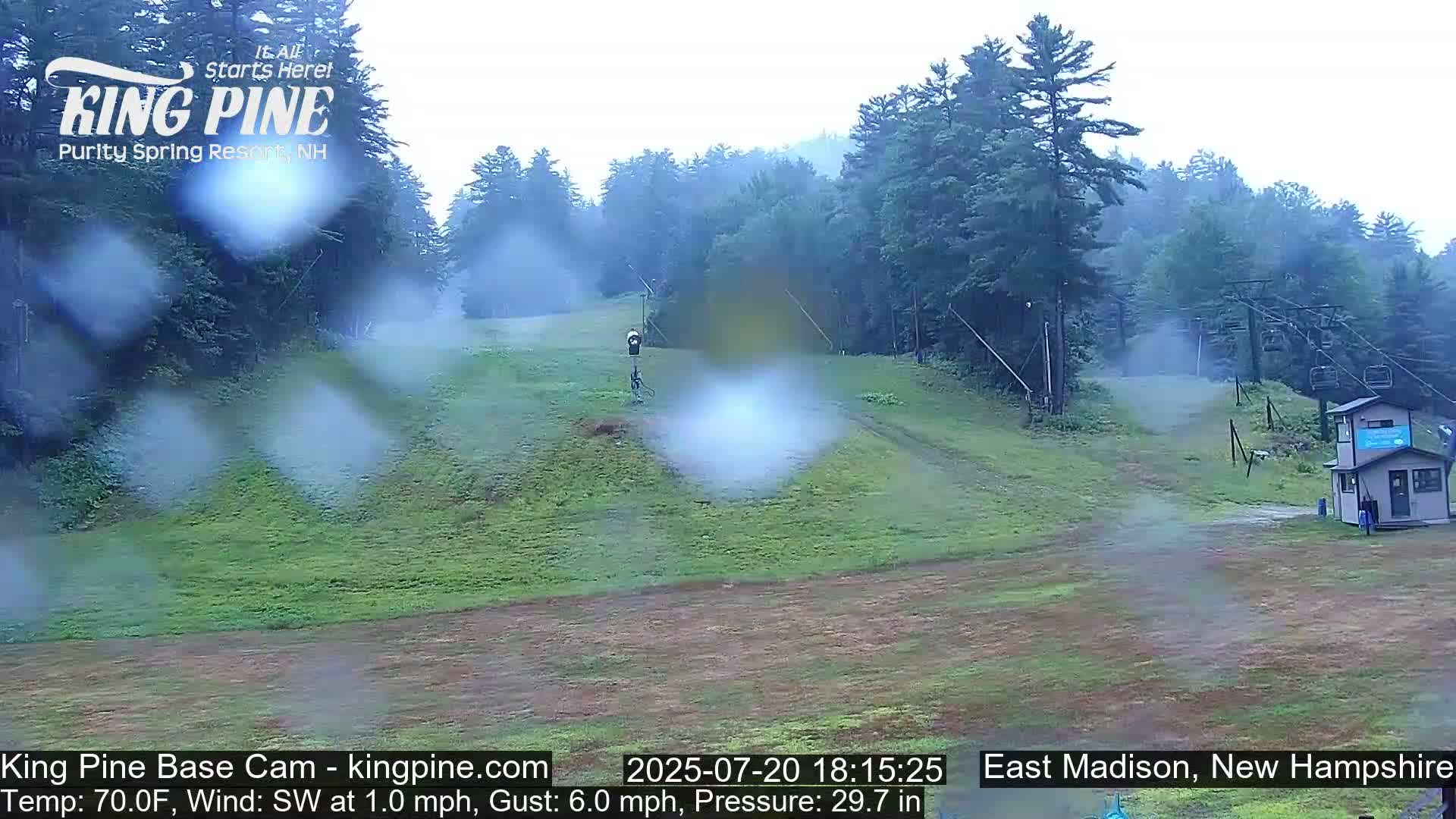 King Pine Base Ski Live Cam - Madison, New Hampshire, USA