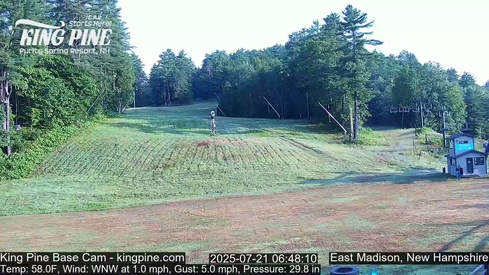 King Pine Base Ski Live Cam - Madison, New Hampshire, USA