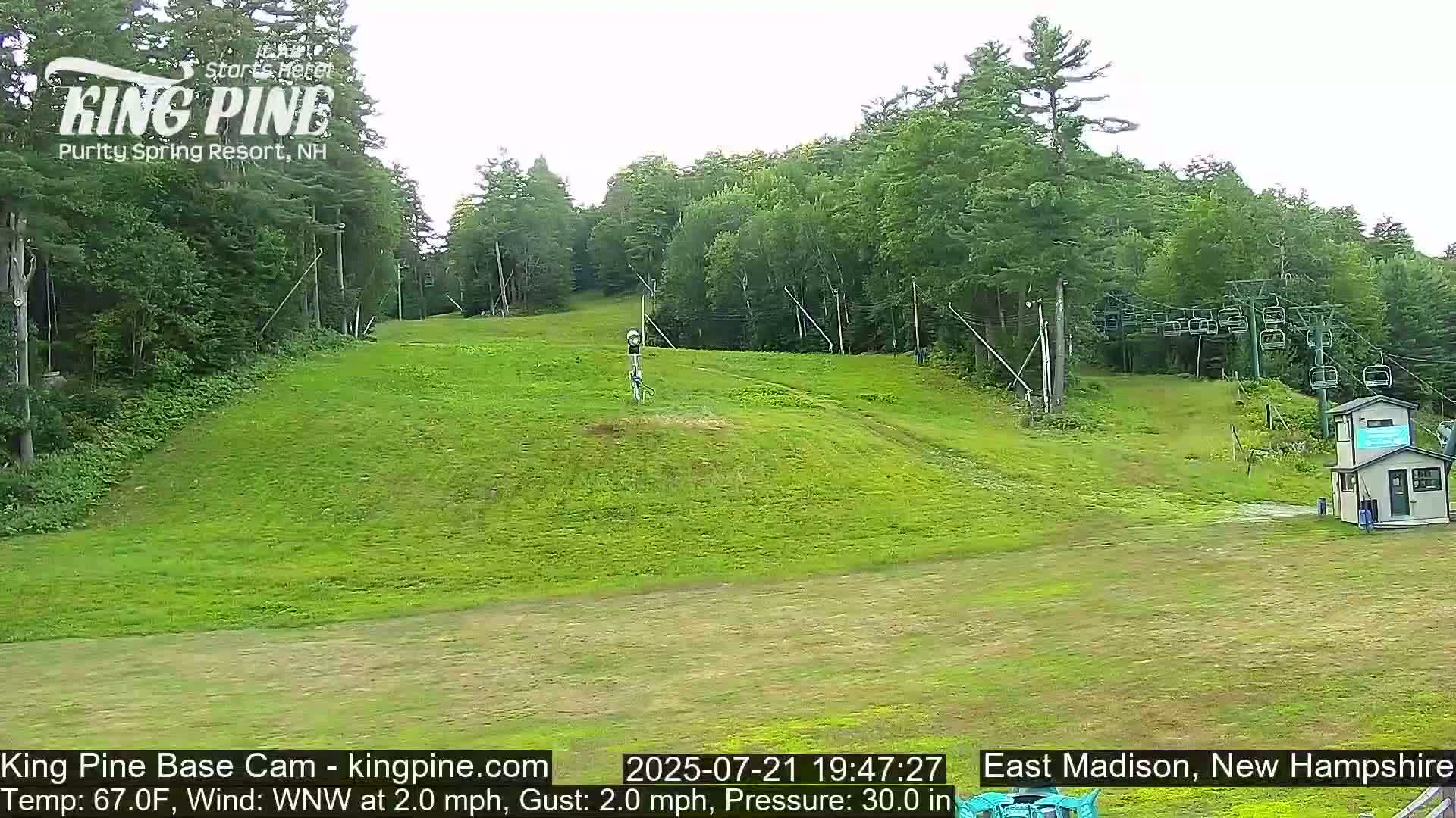 King Pine Base Ski Live Cam - Madison, New Hampshire, USA