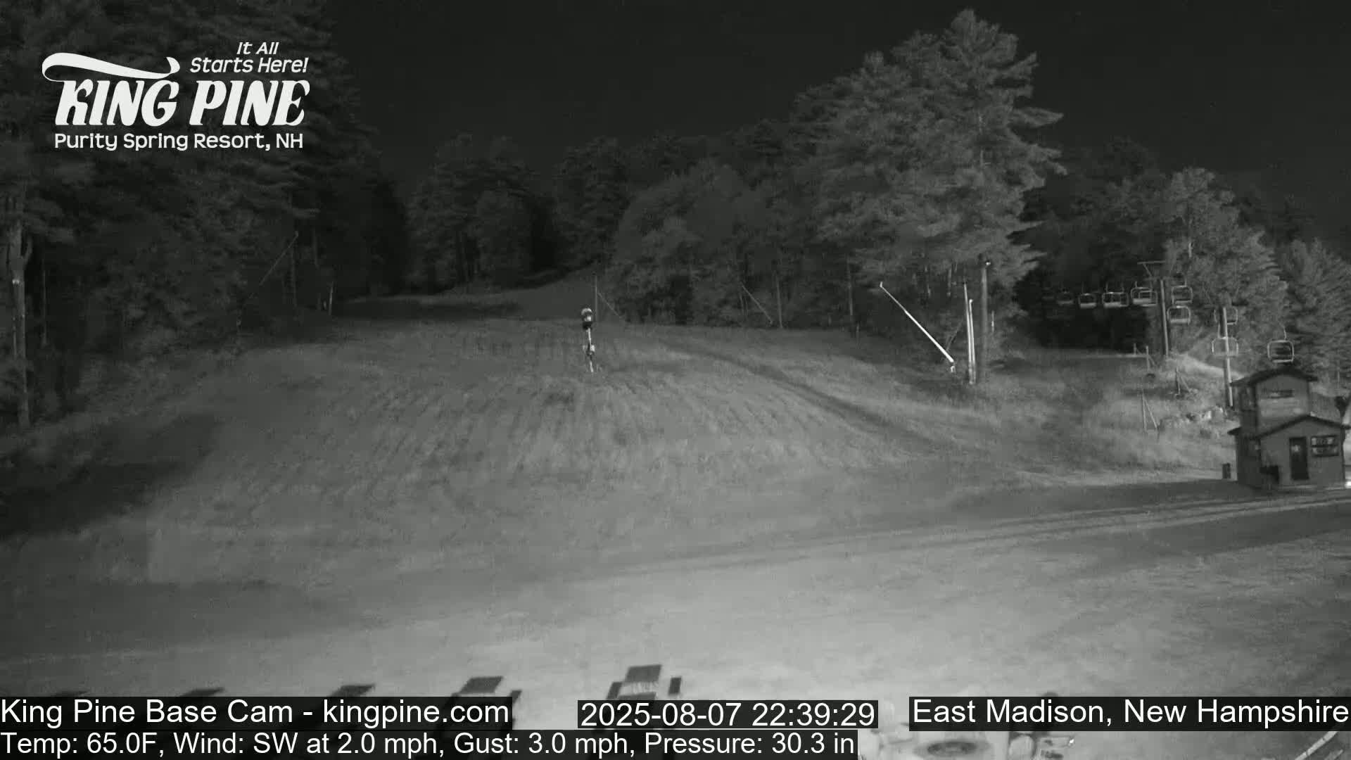 King Pine Base Ski Live Cam - Madison, New Hampshire, USA