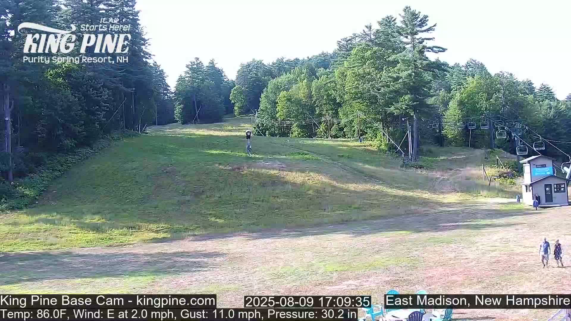 King Pine Base Ski Live Cam - Madison, New Hampshire, USA