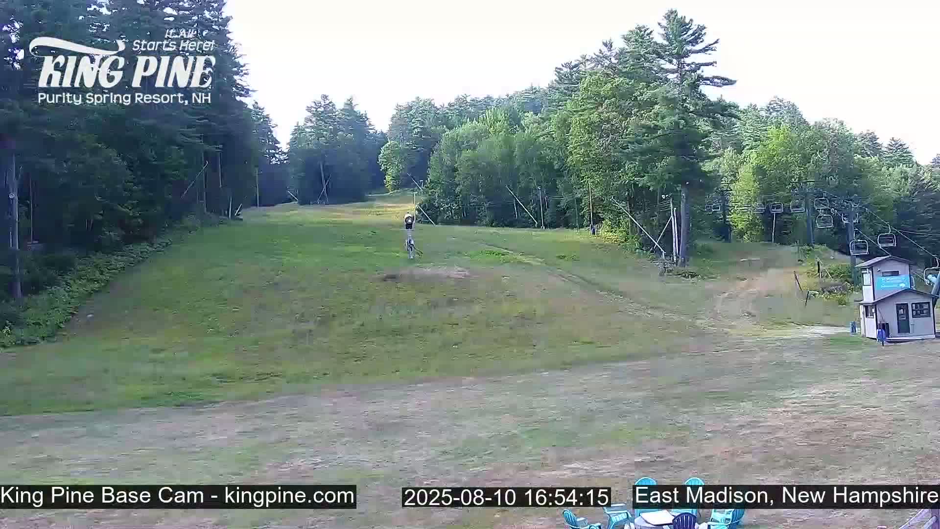 King Pine Base Ski Live Cam - Madison, New Hampshire, USA