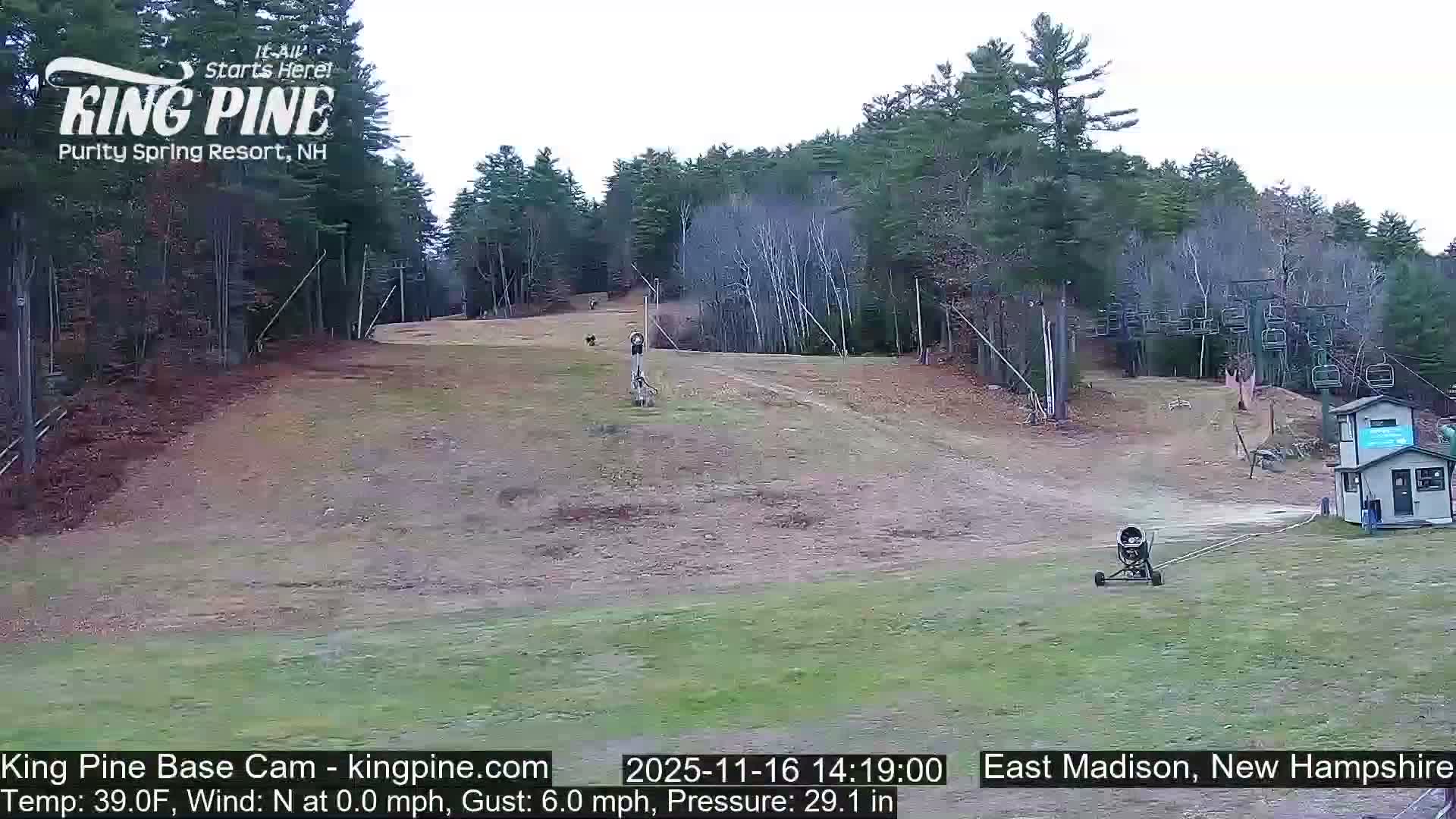 King Pine Base Ski Live Cam - Madison, New Hampshire, USA